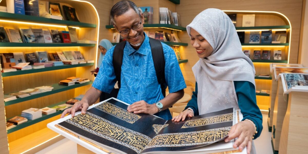 عاجل | هيئة الأدب والنشر والترجمة تختتم مشاركة السعودية ضيف شرف معرض كوالالمبور الدولي للكتاب 2026 - صورة مميزة عاجل | هيئة الأدب والنشر والترجمة تختتم مشاركة السعودية ضيف شرف معرض كوالالمبور الدولي للكتاب 2026