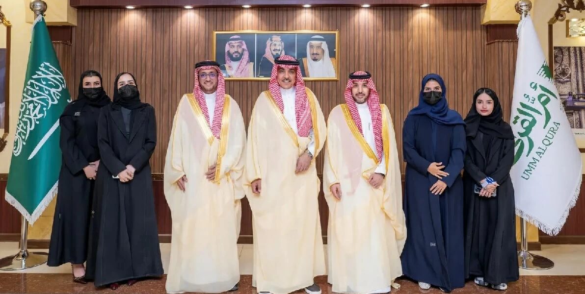 عاجل | وزير الإعلام يزور جريدة أم القرى ومقار منظومة الإعلام بالمشاعر المقدسة وعدداً من الجهات الأمنية – أخبار السعودية