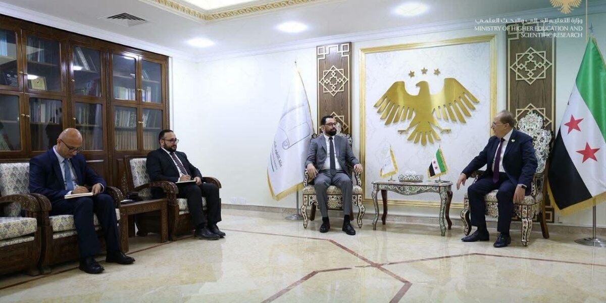 عاجل | ‏الهزاع يبحث مع وزير التربية السوري وضع الطلاب السوريين في لبنان -…