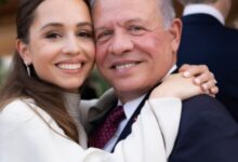 فيديو الملك عبدالله مع الأميرة إيمان وزوجها في أحد المطاعم يشعل مواقع التواصل
