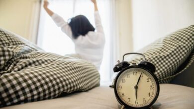 قاعدة الدقائق الثلاث الأولى بعد الاستيقاظ.. بداية صغيرة ليوم أكثر اتزانًا