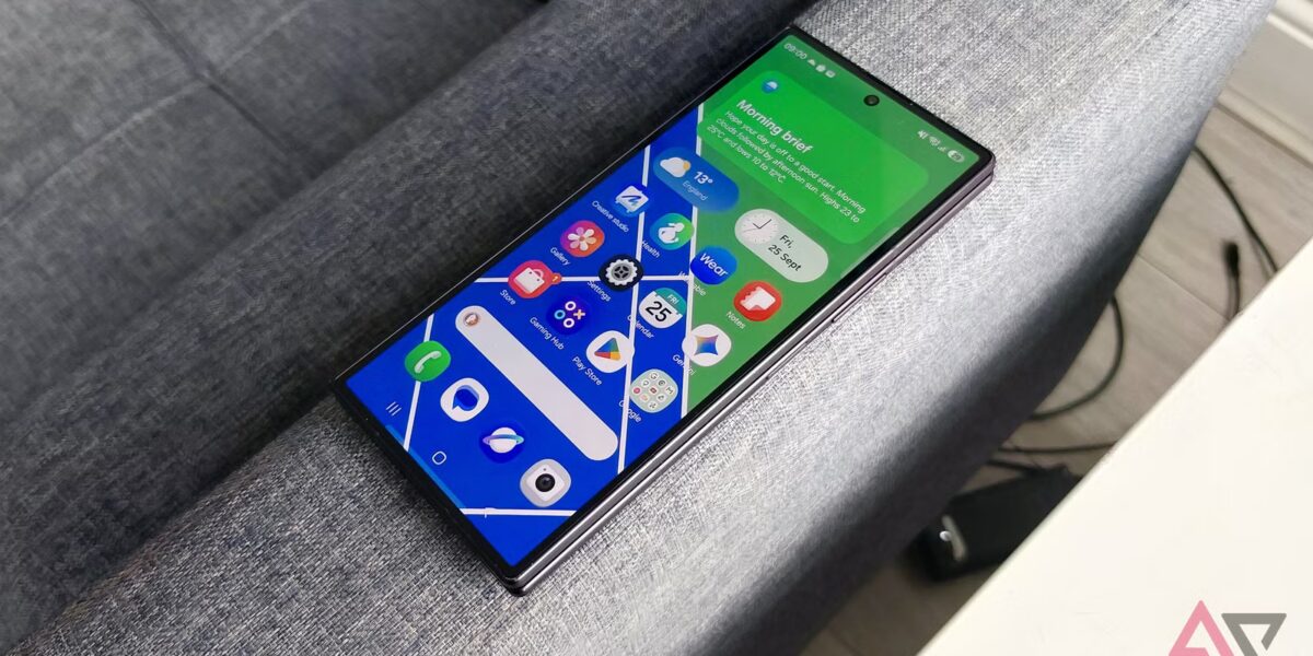 كنت أستخدم Galaxy Z Fold 8 Ultra، لكن هاتف سامسونج الأوسع دمره بالنسبة لي - صورة مميزة كنت أستخدم Galaxy Z Fold 8 Ultra، لكن هاتف سامسونج الأوسع دمره بالنسبة لي