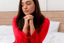 كيف تتعاملين مع استبعادكِ من خطط صديقاتكِ؟خبيرة تقدم لكِ النصائح للتصرف بذكاء