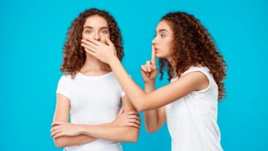كيفية التعامل مع الصديق الذي يُفشي أسرارك