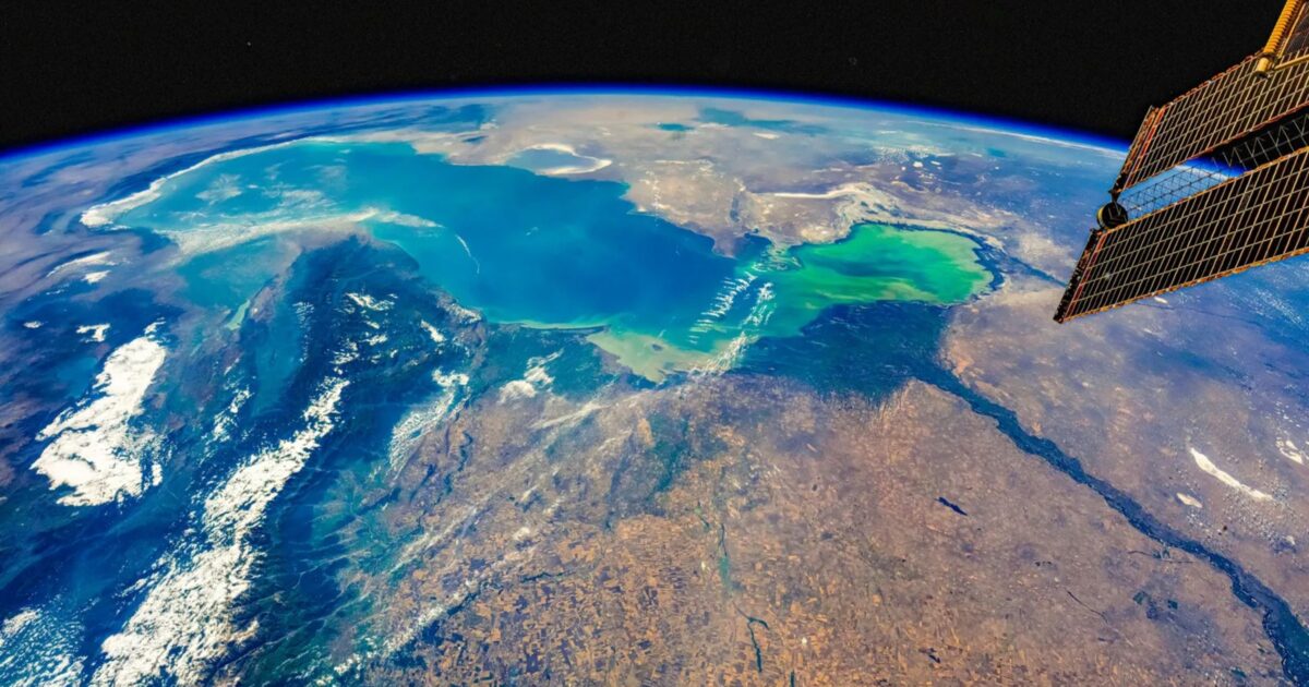 لقد اعتدنا أن نذهب إلى مؤتمرات المناخ معًا. “لم نعد كذلك”: تخبرنا سيمونيتا تشيلي، مسؤولة وكالة الفضاء الأوروبية، كيف يتغير المشهد السياسي لمراقبة الأرض
