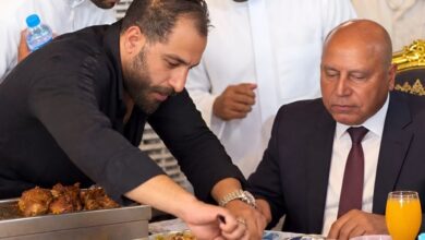 مائدة كامل الوزير تشعل الجدل في مصر.. صور زفاف باذخ تتحول إلى أزمة واعتذار