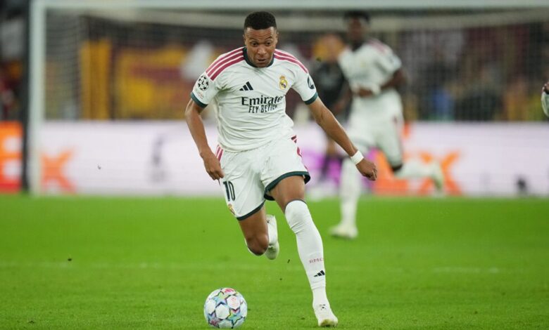 مبابي يحطم رقم ميسي القياسي في دوري أبطال أوروبا