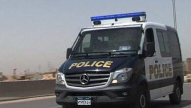 مصر.. شاب يسرق طبيبا أعاد له بصره