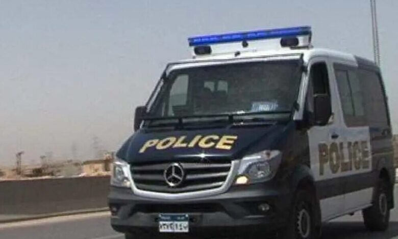 مصر.. شاب يسرق طبيبا أعاد له بصره
