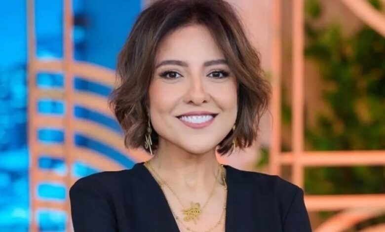 مي كساب تكشف المتسبب في توقف تامر وشوقية.. وتستعيد موقفاً لا يُنسى مع عبلة كامل