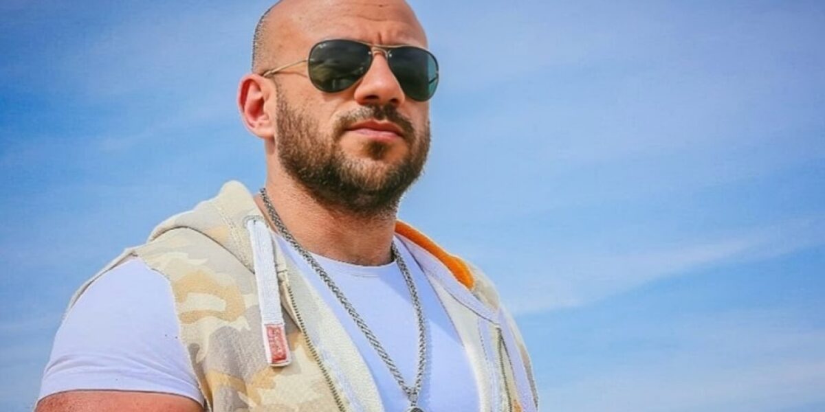 مي كمال الدين تُعلن زواجها رسمياً بعد حذف منشورها عن أحمد مكي