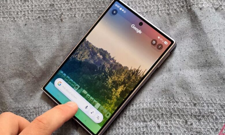 هاتف Android الوحيد القابل للطي الذي يهم في عام 2026 وصل الآن إلى أفضل سعر له