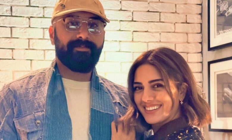 هيا عبد السلام تحتفل بيوم ميلاد زوجها فؤاد علي بهذه الكلمات