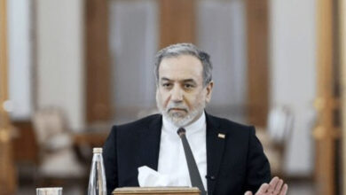 وزير الخارجية الإيراني لنظيره الفرنسي: كفى دموع التماسيح
