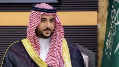وزير الدفاع السعودي يدعو نائب رئيس الإمارات لزيارة المملكة